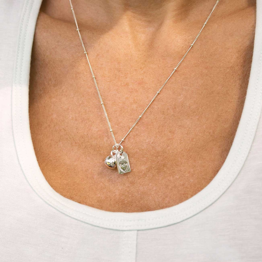 Baseball Silver Short Pendant Necklace in Ivory Mother-of-Pearl